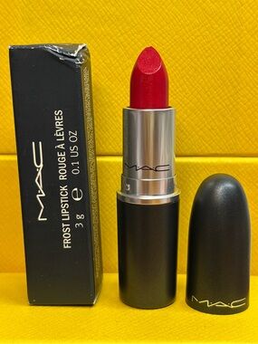 VINTAGE DISCONTINUED EXTREMELY RARE MAC Cosmetics Frost Lipstick - HOLLYWOOD RED